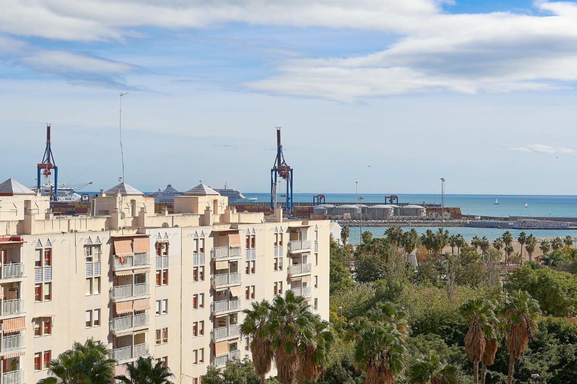 Málaga piso centrico a 5 minutos de la playa Exterior foto